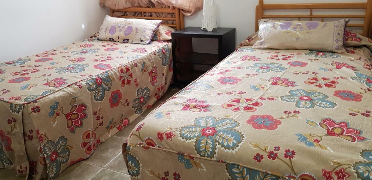 Pool & Wifi Free Shared Flat Private Room By Ocean Park มาสปาโลมาส ภายนอก รูปภาพ